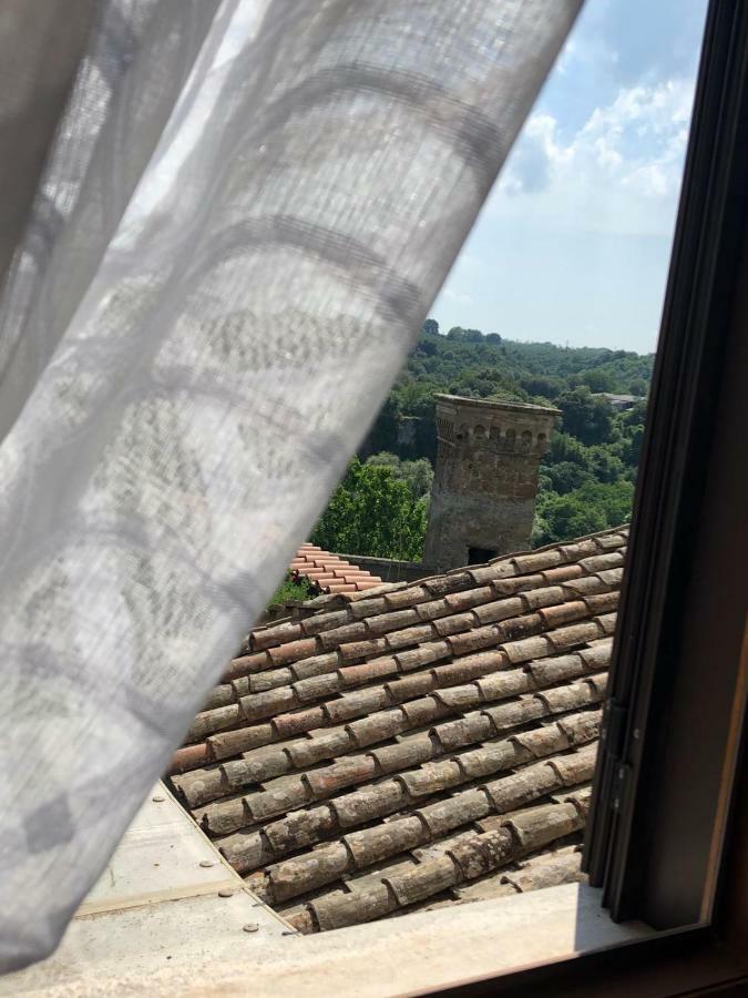 Casa Vacanze La Torretta Sutri Exterior foto